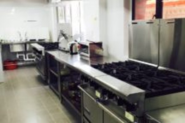 新加坡莎瑞管理学院酒店管理高级大专